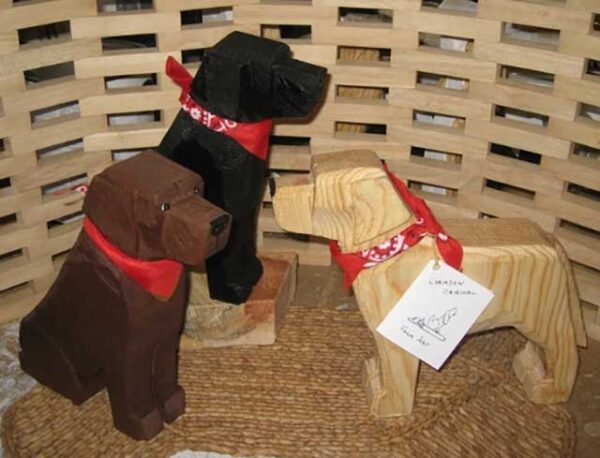 Labrador Retrievers available painted in wood sculpture